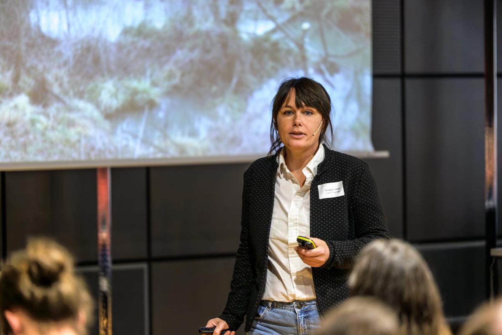 Konferenzraum mit Referent